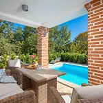 Romantische Mit Pool- Umgeben Von By Interhome Ferienhaus
