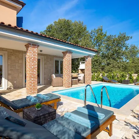 Romantische Mit Pool- Umgeben Von By Interhome Sveti Anton (Krk)