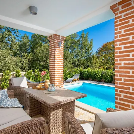 Romantische Mit Pool- Umgeben Von By Interhome Holiday home