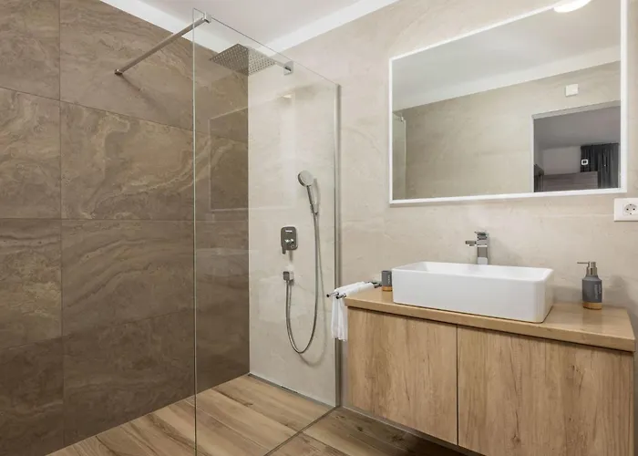 Romantische Mit Pool- Umgeben Von By Interhome Casa vacanze