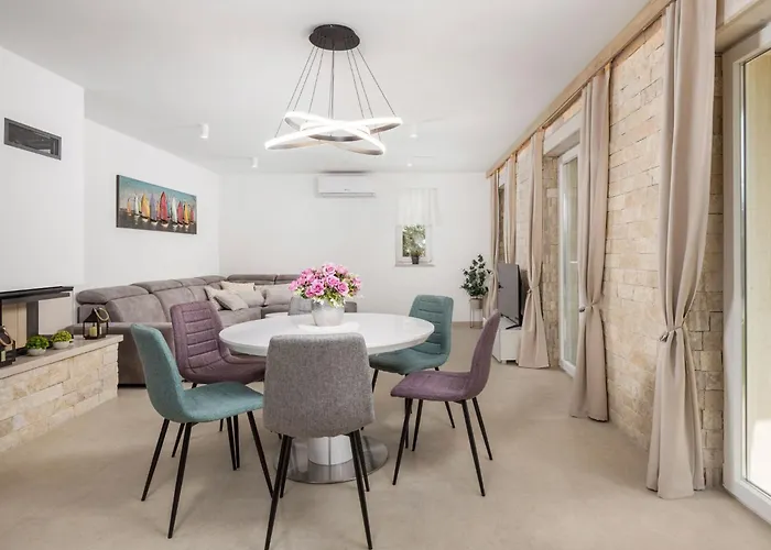 Romantische Mit Pool- Umgeben Von By Interhome Casa vacanze